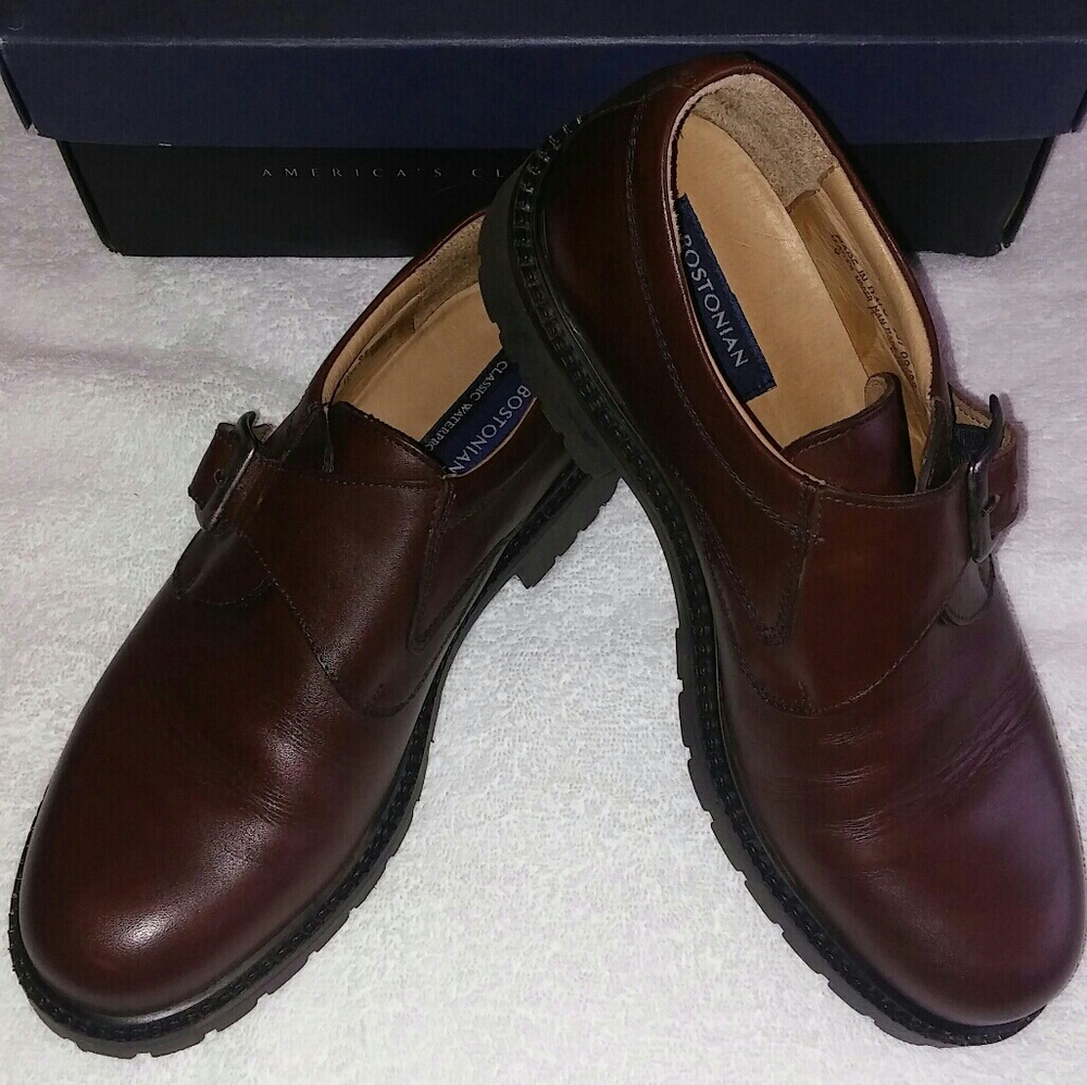 Mens dress shoes